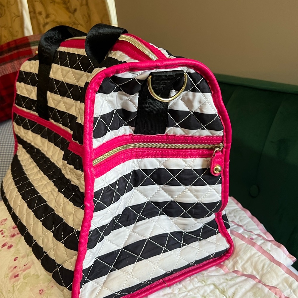 Betsy Johnson duffel overnight weekender bag - Picture 8 of 11